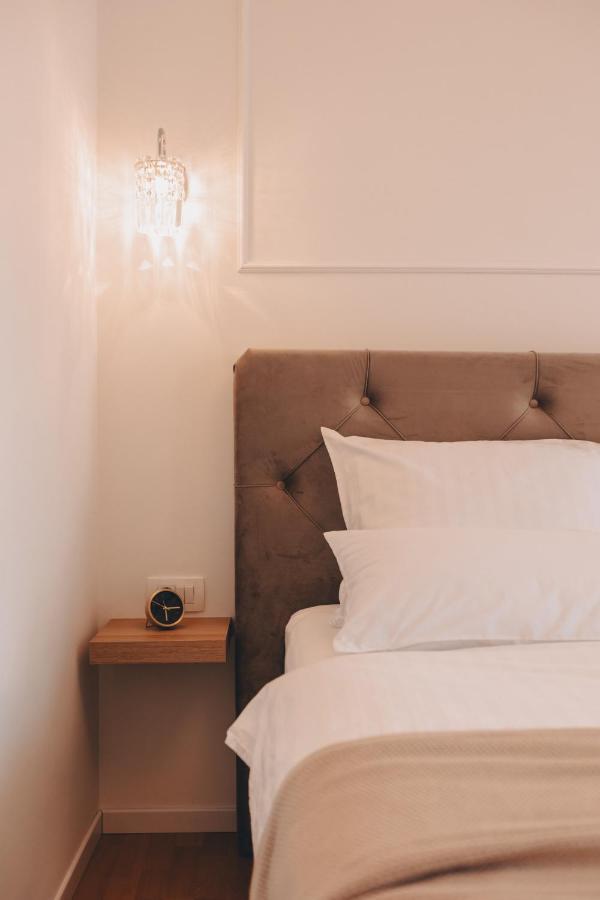 Apartman Marina Vrbnik Buitenkant foto