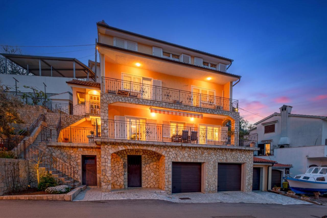 Apartman Marina Vrbnik Buitenkant foto