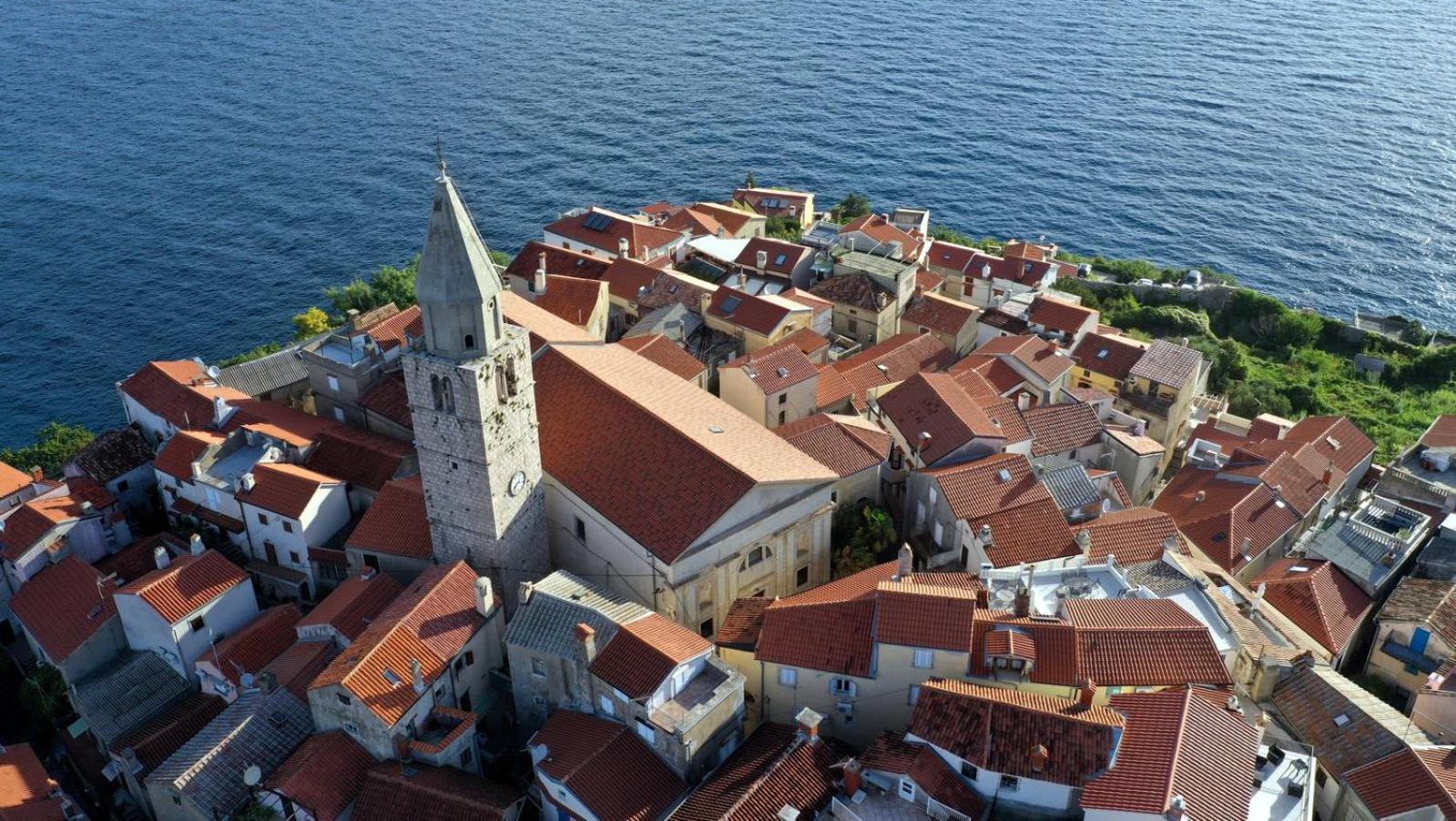 Apartman Marina Vrbnik Buitenkant foto